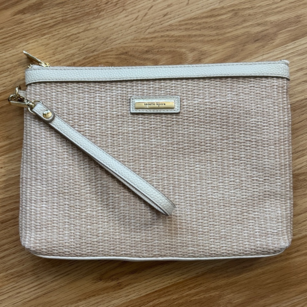 Nanette Lenore Straw Clutch ✨